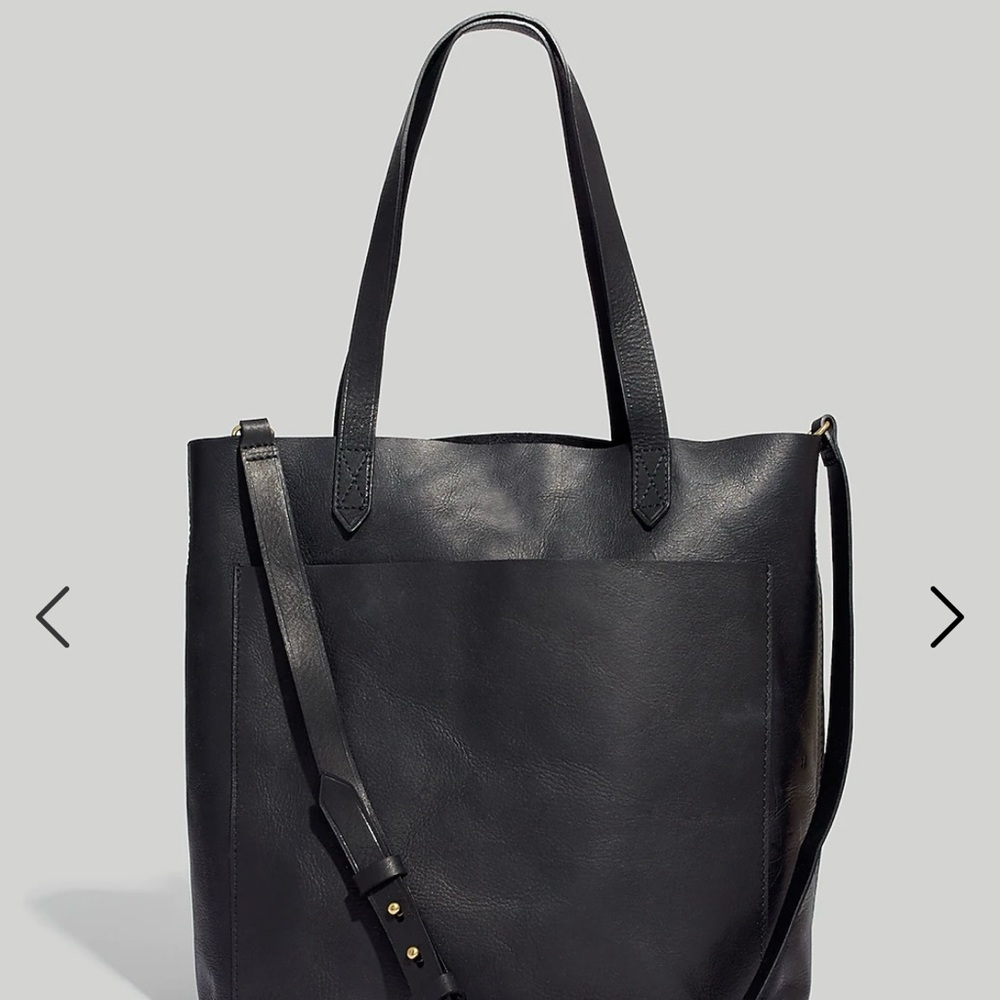 The Medium Transport Tote